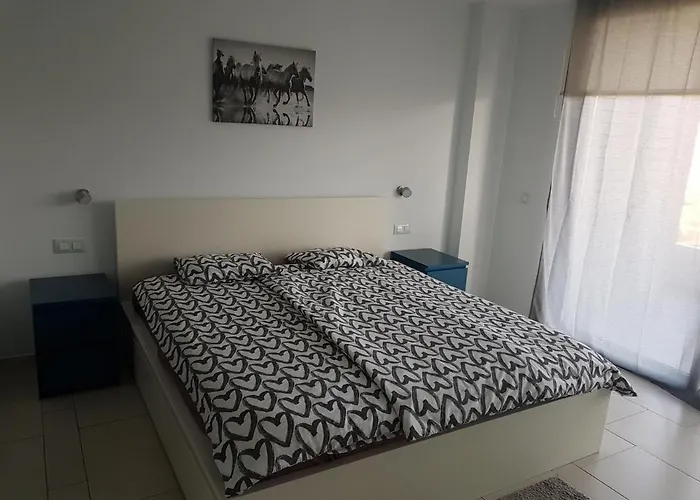 Tenerife Sur Апартаменты *